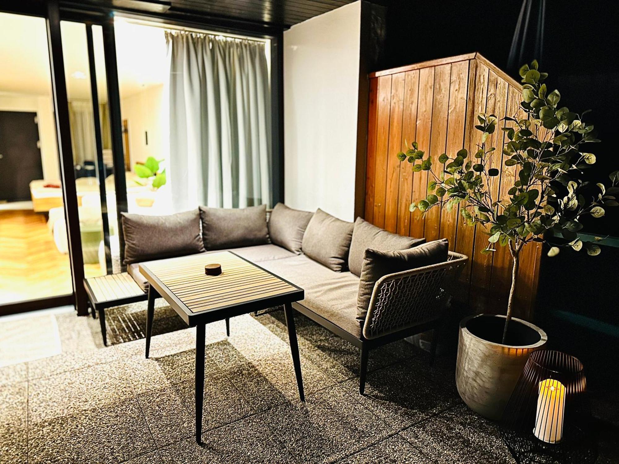Das Alpenzeit Appartement Mit Just Private Terrasse (Adults Only) Bad Aussee Exterior foto